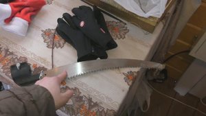 Высоторез Fiskars UP82 и ножовка UP80