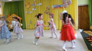 Танцы девочек в саду в Самаре 2017 Юнусова Лилия