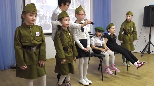 Поздравление девочек 2020 год смотреть онлайн