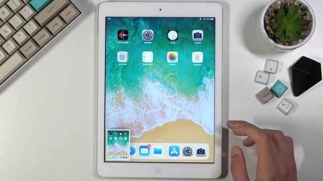 iPad Air SCREENSHOT TUTORIAL | Capture Screen Trick смотреть онлайн