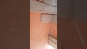 монтаж углов декоративным камнем.