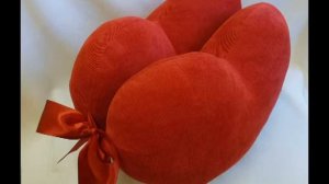 Подушки в форме сердечка  Идеи для вас