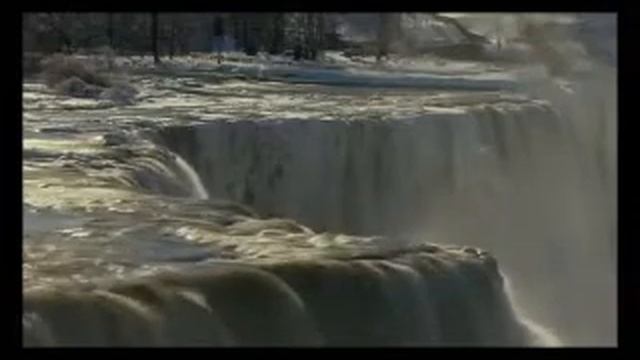Впервые за сто лет. Ниагарский водопад замерз смотреть онлайн