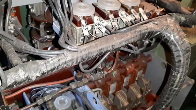 Электровоз ВЛ80С,Р. Как определить положение QP , QT. смотреть онлайн