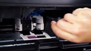 Замена печатающей головки в принтерах HP Smart Tank