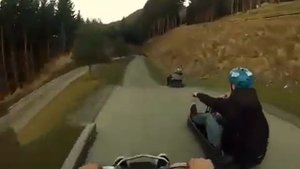 прикол спуск с горы без снега