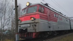 "Лютый тифон Т9" ВЛ10У-075 с грузовым поездом