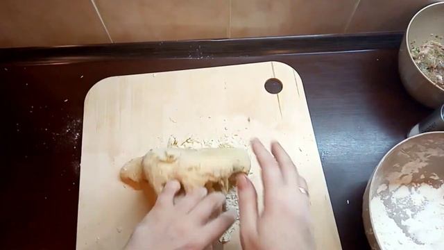 Универсальное заварное тесто для чебуреков,пирожков,пельменей.