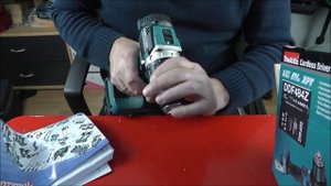 Makita Akkuschrauber 18 Volt DDF484Z