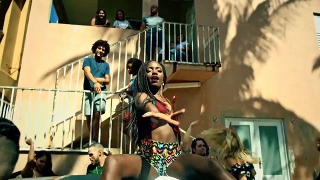 Luis Fonsi-Despasito ft.Daddy Yankee смотреть онлайн