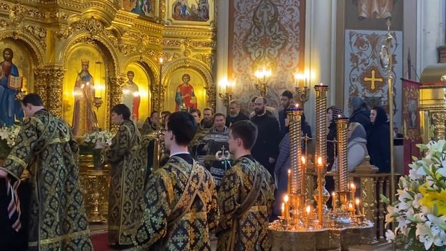 "Се Жених грядет в полунощи" киевского распева в переложении Арх.Матфея