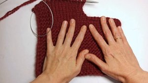 Следки на двух спицах, ПРОСТЫЕ за 2 ЧАСА, без ШВА на подошве из толстой пряжи, ? для начинающих