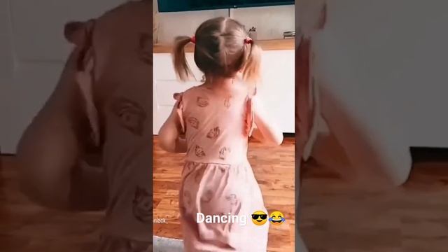 Дети жгут? детские танцы?? Happy dancing!!! Kids are dancing!!!