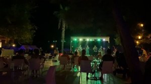 Танцоры в Турции танцуют под Модерн Токинг / Dancers in Turkey dance to Modern Talking