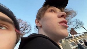 КОРЕШ УСТРОИЛ СХОДКУ В АВТОБУСЕ | КОРЕШ И ДИЛБЛИН ИРЛ СТРИМ?