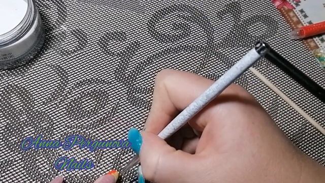 коррекция ногтей себе. год тигра. новогодний дизайн. тигр на ногтях