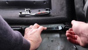 How to fit ISOFIX to a Ford Focus (Mk2 2004-2011)