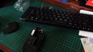 Logitech MK215 Wireless Keyboard & Mouse Combo Unboxing, Setup & Review!