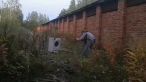 Стиралка против кирпича