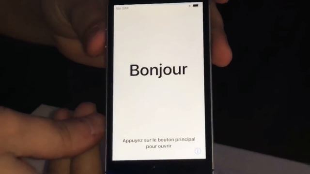 РАСПАКОВКА И ПЕРВЫЙ ЗАПУСК iPhone SE смотреть онлайн