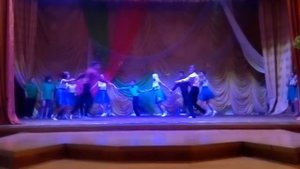 Еврейский танец в исполнении детей