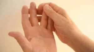 Qo'l nega uvishadi Кул нега увишади