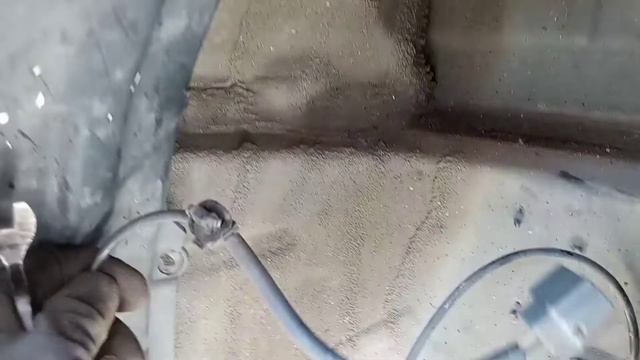 wheel sensor replacement Mitsubishi eclipse 4g #mitsubishieclipse #wheels #sensor #howto смотреть онлайн