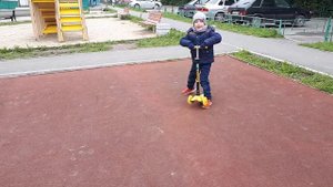 Урок 1 катание на самокате и скейтборде