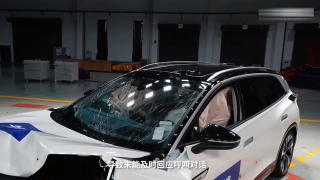 2022 Tesla Model Y vs VW ID.6 Crozz - CRASH TEST смотреть онлайн