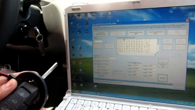 שכפול מפתח סקודה רפיד 2013 Key and remote programming for Skoda Rapid 2013 with ABRITUS Commander