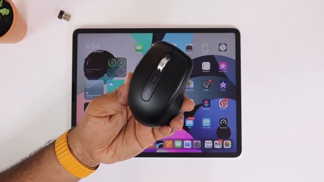 New Mouse For Your iPad Pro in 2021: Logitech MX Anywhere 3... смотреть онлайн