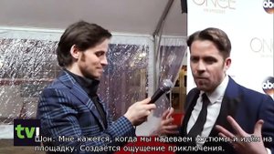 Колин О'Донохью берёт интервью у Шона Магуайера и Ланы Паррии.