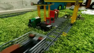 Lego грузовой поезд