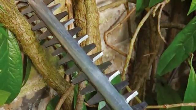 BOSCH AHS 45-26, 50-26, 55-26, 60-26 at UK Mowers Direct смотреть онлайн