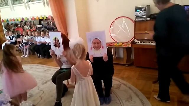 игра МАМИН  ПОРТРЕТ Парахневич И П