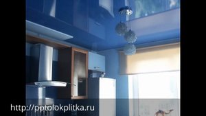 Цветные натяжные потолки на кухне, компания «Строй Сервис»