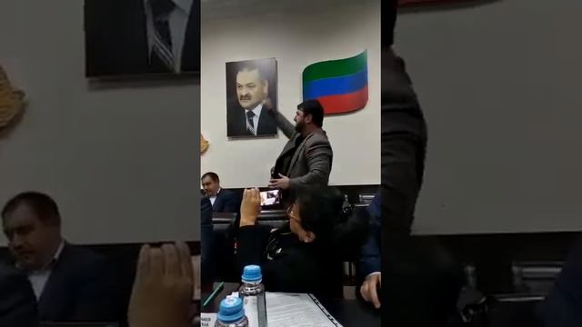 Настоящих буйных мало — вот и нету вожаков смотреть онлайн