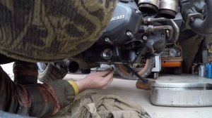 ducati scrambler 800 , замена масла