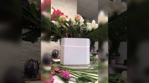 Композиция из цветов| Как создать композицию из цветов| Цветы в шляпной коробке