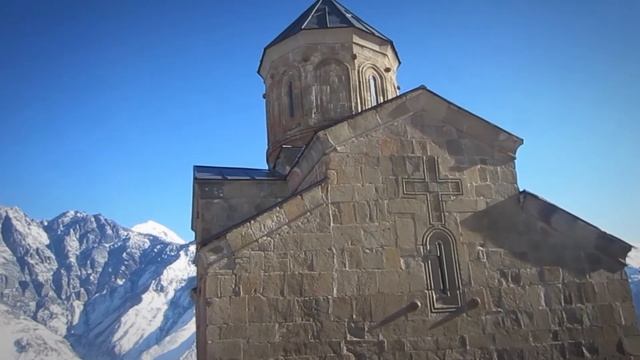 Gergeti Trinity Church. Winter. Georgia. Caucasus. смотреть онлайн