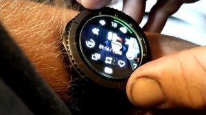 Samsung Gear S3 smartwatch, a good pair with the Galaxy S10+