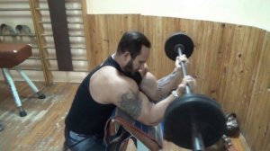 Две минуты из жизни районной качалки!