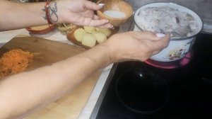 Готовим суп с лесными грибами