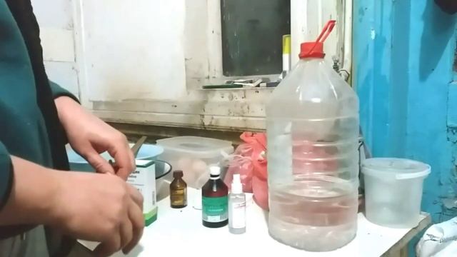 Выпадение яйцевода у кур лечение | Клоацит у кур несушек | сальпингит болезни| у курицы торчит кишк смотреть онлайн