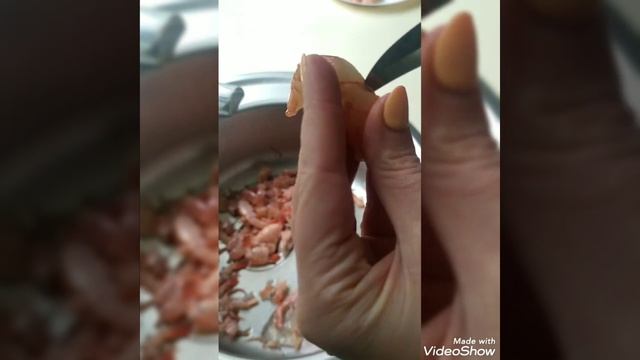 Как почистить креветки.