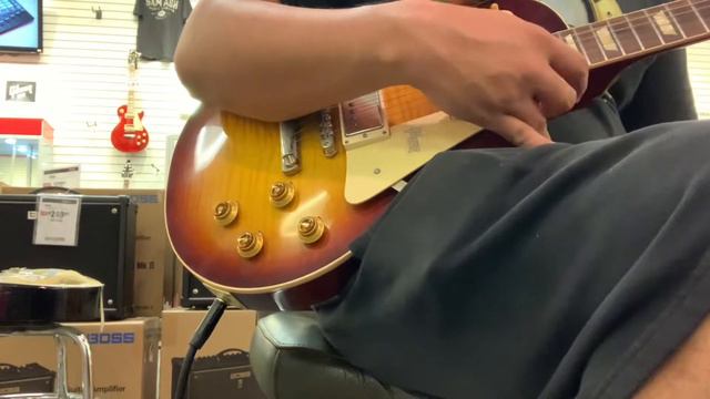 Gibson Les Paul Custom Shop Sunburst смотреть онлайн