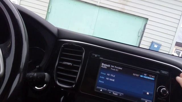 как подключится к блютузу с телефона на машине Mitsubishi Outlander 2013 смотреть онлайн