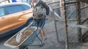Заливаем площадку под бассейн своими руками