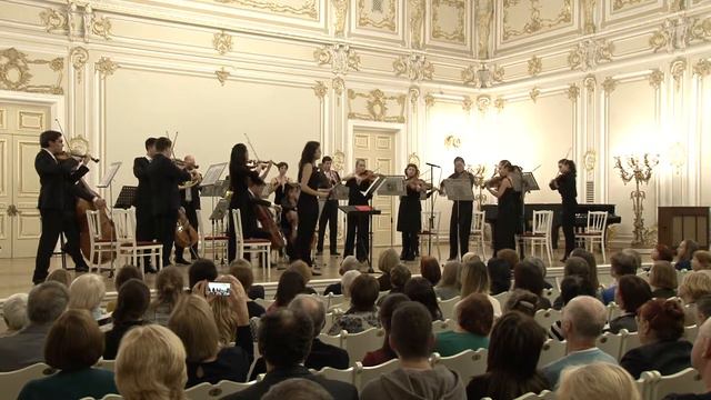 W. A. Mozart – Rondo for Violin and Chamber Orchestra in C major, KV 373 смотреть онлайн