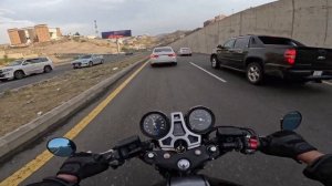 CB1100 RS into traffic jam [RAW Onboard]